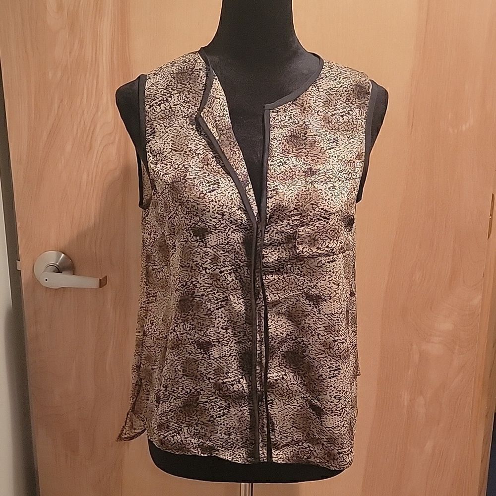 NWT W118 Walter Baker leopard print sheer sleeveless blouse sz S